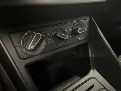 Photo 10 Volkswagen Polo  1.0 MPI 80ch