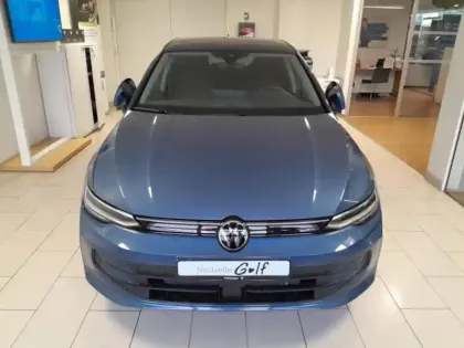 Photo 4 Volkswagen Golf  1.5 eHybrid 204ch VW Edition DSG6