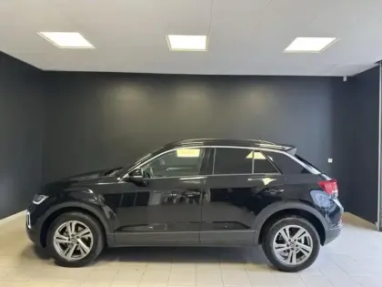 Photo 13 Volkswagen T-roc  1.0 TSI 116ch VW Edition