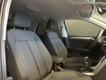 Photo 10 Volkswagen T-roc  1.0 TSI 116ch VW Edition