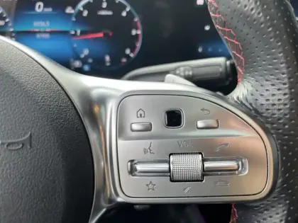 Photo 14 Mercedes GLA 200 d AMG Line