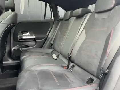 Photo 24 Mercedes GLA 200 d AMG Line