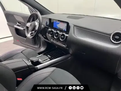 Photo 18 Mercedes GLA 200 d AMG Line