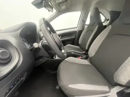 Photo 15 Toyota Aygo 1.0 VVT-i 72 Dynamic