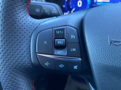 Photo 15 Ford Kuga 2.5 Duratec 190ch FHEV E85 ST-Line X BVA