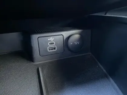 Photo 18 Ford Kuga 2.5 Duratec 190ch FHEV E85 ST-Line X BVA