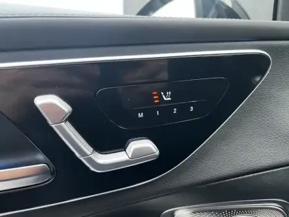 Photo 14 Mercedes Classe GLC SUV 220 d 4MATIC AMG Line