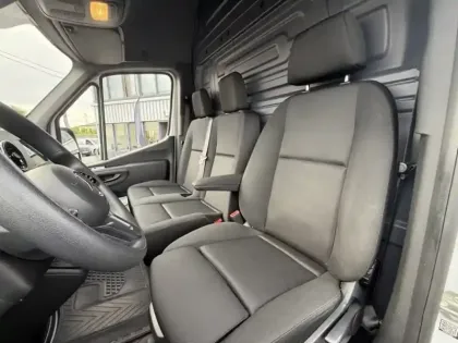 Photo 8 Mercedes Sprinter 311 CDI Fourgon Toit sureleve Standard