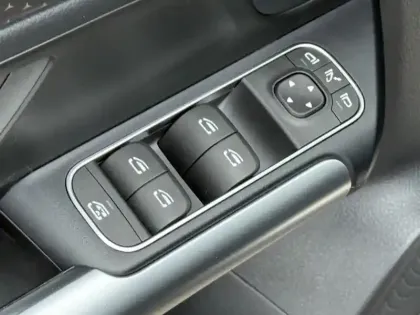 Photo 29 Mercedes GLA 250 e Hybrid EQ Progressive Line