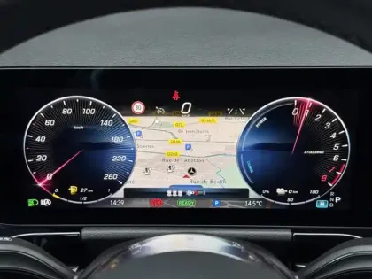 Photo 30 Mercedes GLA 250 e Hybrid EQ Progressive Line