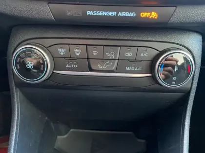 Photo 4 Ford Fiesta 1.0 EcoBoost 125ch mHEV Titanium Business 5p