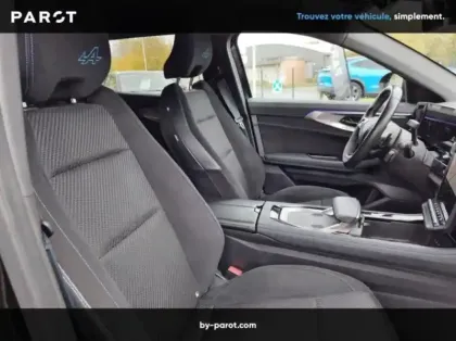Photo 14 Renault Austral 1.2 E-Tech full hybrid 200ch Techno esprit Alpine - 23