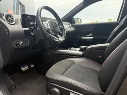 Photo 18 Mercedes GLA 200 d AMG Line