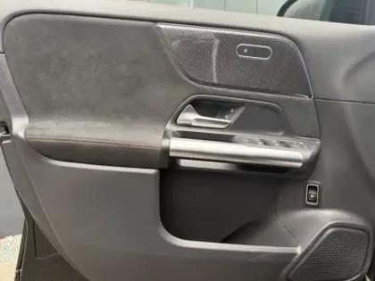 Photo 20 Mercedes GLA 200 d AMG Line