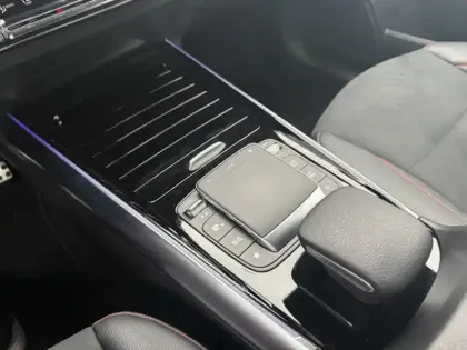 Photo 28 Mercedes GLA 200 d AMG Line