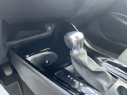 Photo 17 Toyota C-HR 1.8 Hybride 122 Edition ch