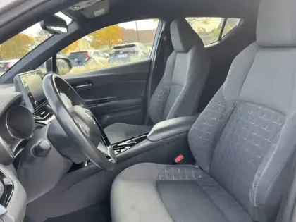 Photo 18 Toyota C-HR 1.8 Hybride 122 Edition ch