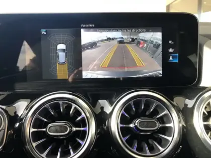 Photo 12 Mercedes EQA 250+ Edition