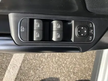 Photo 17 Mercedes EQA 250+ Edition