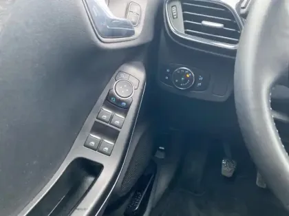 Photo 5 Ford Puma 1.0 Flexifuel 125ch S&amp;S mHEV Titanium