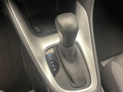 Photo 13 Toyota Yaris Hybride 116h Design