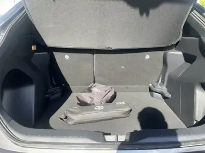 Photo 17 Toyota Yaris Hybride 1.5 HYBRID 116H DESIGN AUTO MY22