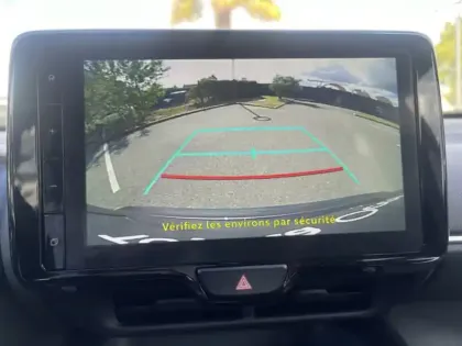 Photo 13 Toyota Yaris Hybride 1.5 HYBRID 116H DESIGN AUTO MY22