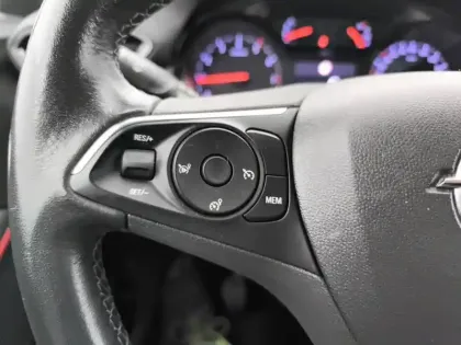 Photo 18 Opel Crossland  1.5 D 110 ch BVM6 GS Line