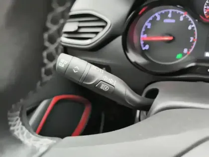 Photo 17 Opel Crossland  1.5 D 110 ch BVM6 GS Line