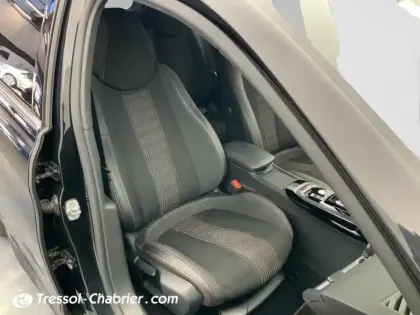 Photo 8 Peugeot 308  PureTech 130ch S&S EAT8 GT Line