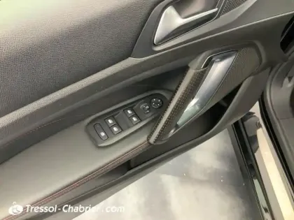 Photo 19 Peugeot 308  PureTech 130ch S&S EAT8 GT Line