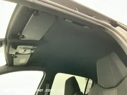 Photo 24 Peugeot 308  PureTech 130ch S&S EAT8 GT Line