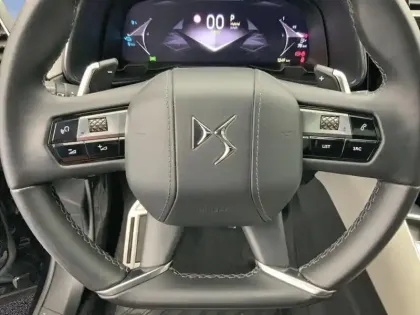 Photo 18 DS Ds 7  Hybride Rechargeable E-Tense 225 EAT8 Opera