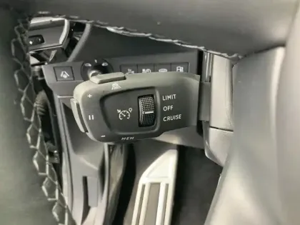 Photo 17 DS Ds 7  Hybride Rechargeable E-Tense 225 EAT8 Opera