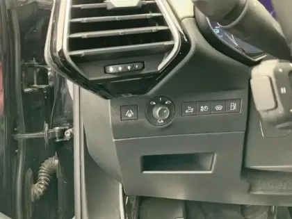 Photo 16 DS Ds 7  Hybride Rechargeable E-Tense 225 EAT8 Opera