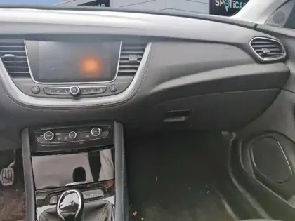 Photo 10 Opel Grandland X  1.2 Turbo 130 ch Design & Tech