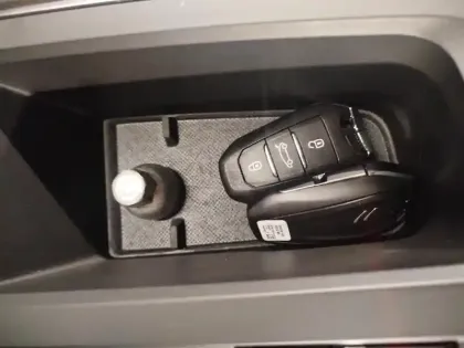 Photo 3 Citroën C5 aircross  PureTech 130 S&S EAT8 Shine Pack