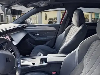 Photo 8 Peugeot 308  PHEV 180 e-EAT8 GT