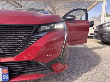 Photo 13 Peugeot 308  PHEV 180 e-EAT8 GT