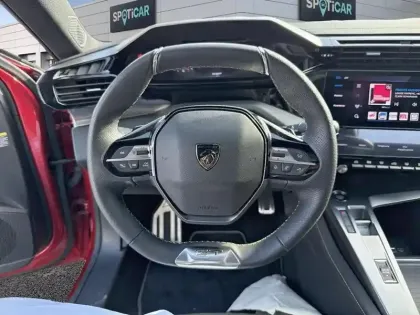 Photo 11 Peugeot 308  PHEV 180 e-EAT8 GT