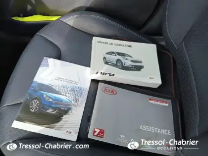 Photo 15 Kia Niro  1.6 GDi Hybride 141 ch DCT6 Premium