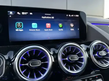 Photo 35 Mercedes GLA 200 d AMG Line