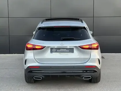 Photo 10 Mercedes GLA 200 d AMG Line