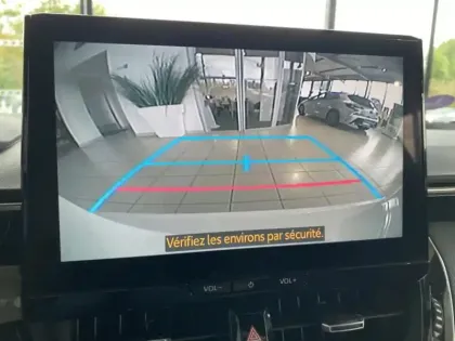 Photo 11 Toyota Corolla Hybride 140h Dynamic Business