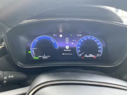 Photo 16 Toyota Corolla Hybride 140h Dynamic Business