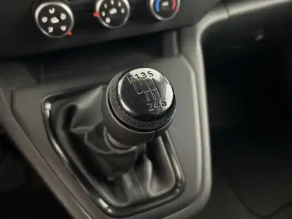 Photo 17 Renault Kangoo L1 1.5 Blue dCi 115ch Grand Confort