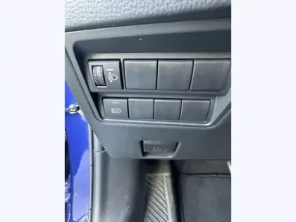 Photo 17 Toyota Yaris Hybride 116h Design / Pack confort