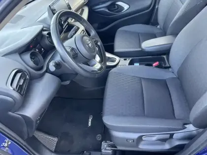 Photo 13 Toyota Yaris Hybride 116h Design / Pack confort