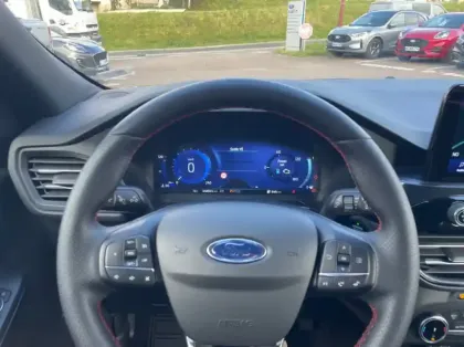 Photo 6 Ford Kuga 2.5 Duratec 190ch FHEV E85 ST-Line BVA