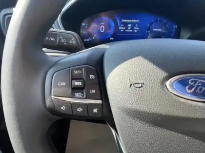 Photo 6 Ford Focus SW 1.0 Flexifuel mHEV 125ch Titanium X Business Powershift